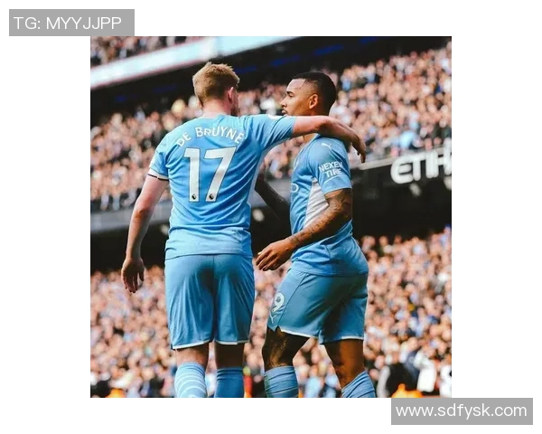 德布劳内足球明星头像解析与其职业生涯成就的深度探讨 德布劳内足球明星头像解析与其职业生涯成就的深度探讨