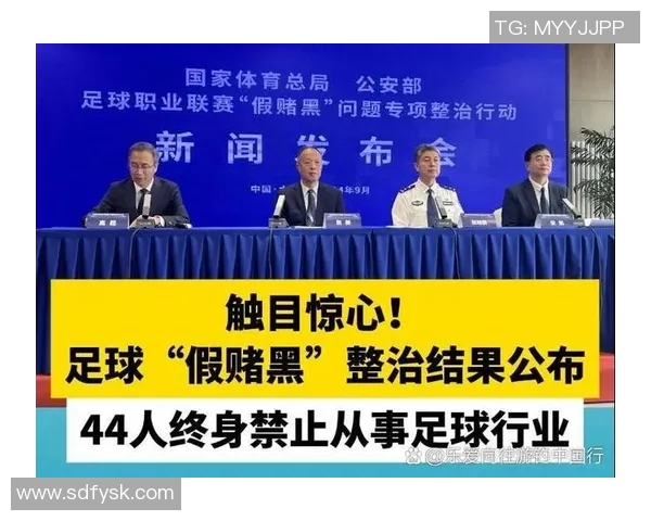 35岁足球明星意外离世引发全球哀悼球迷与同行纷纷致敬 35岁足球明星意外离世引发全球哀悼球迷与同行纷纷致敬