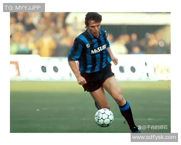 德国足球明星释的辉煌历程与对足球的深远影响分析