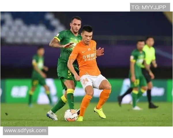 武汉篮球队实力引发热议球迷对球队未来充满期待与争论